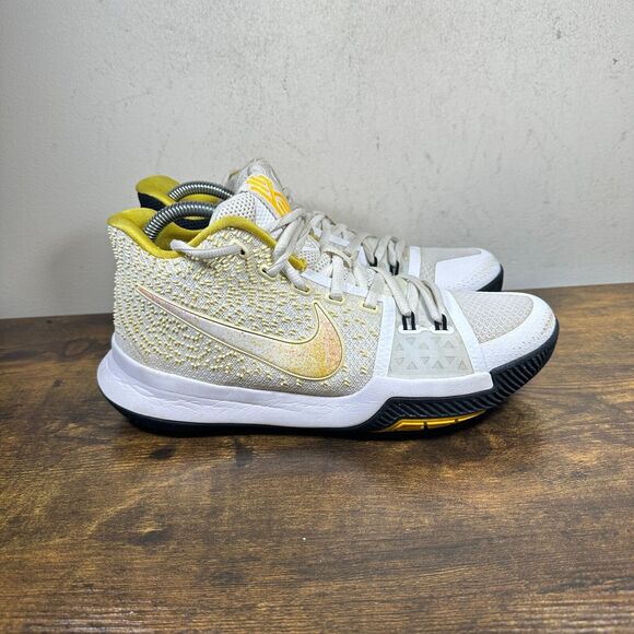 Nike Kyrie 3 N7 899355-117 Basketball White Yellow Shoes Sneakers‎ Men's Size 7